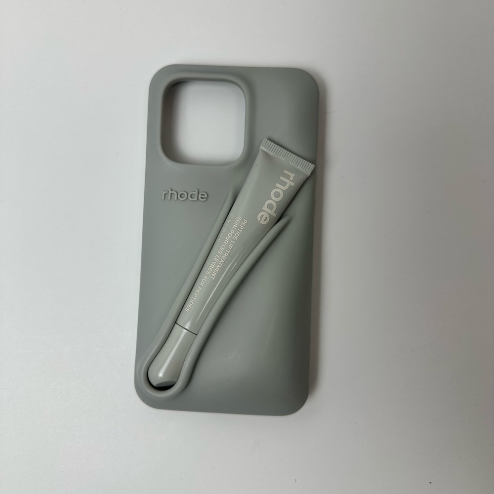 RHODE Rhode iPhone 14 Pro Silicone Lip Case – Gray - Picture 3 of 9